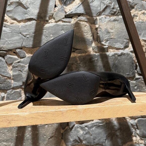 Saint Laurent Black Leather Paris 100 Pumps - Picture 8 of 11